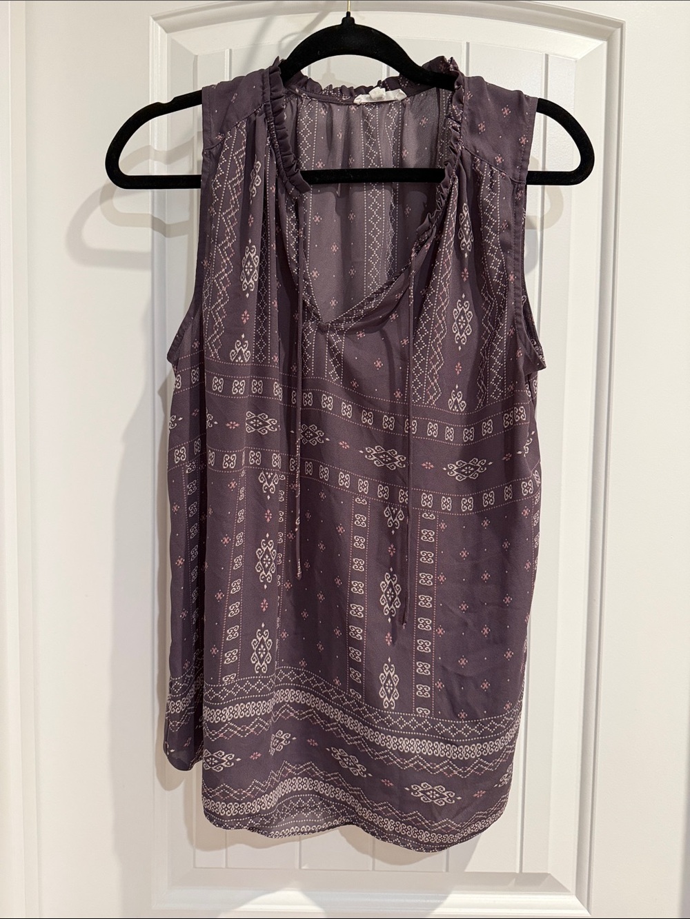 Maurices Dusty Purple Printed Tie-Neck Sleeveless Top
